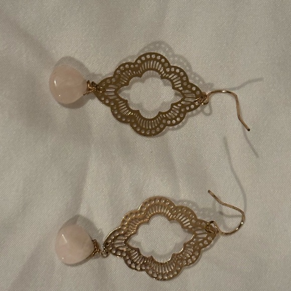 Elegant Gold and Pink rose quartz Dangle Earrings - Picture 2 of 2